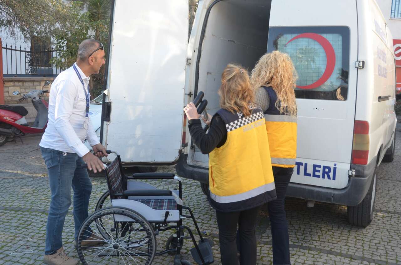 Bodrum Belediyesi Medikal Malzeme Desteğini Sürdürüyor 2